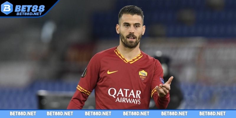 hau-ve-canh-trai-hay-nhat-the-gioi-leonardo-spinazzola